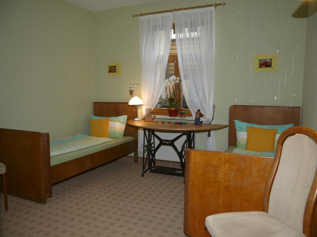 Ferienwohnung Haus "Anna" Bad Blankenburg Kültér fotó